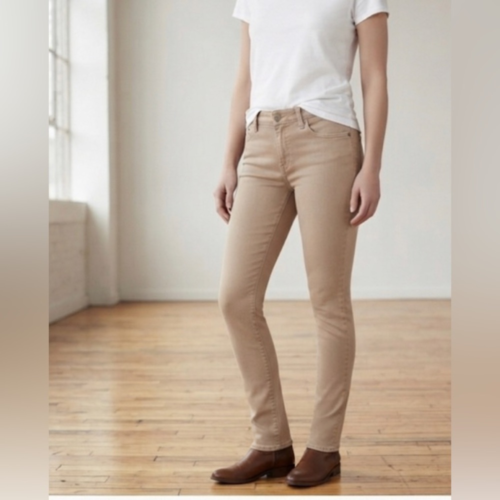 Celebrity | tan skinny jeans | size 8